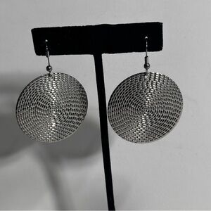 Round Dangle Earrings Textured Surface Silver Tone Lightweight Casual & Cute